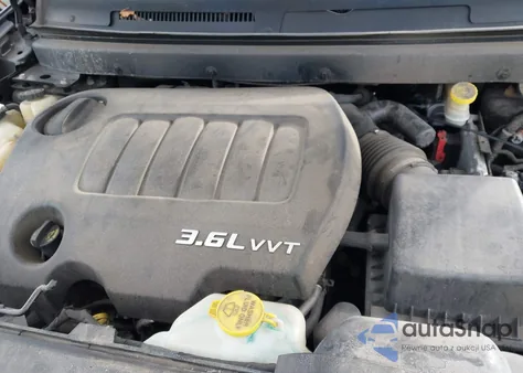 2015 Dodge Journey Sxt z USA, uszkodzony, nr VIN 3C4PDCBGXFT668768